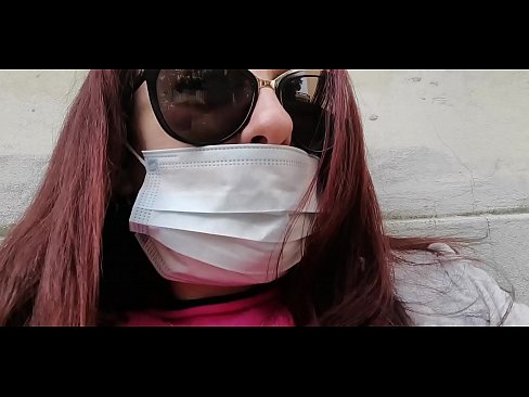 ❤️ Nicoletta tau ua pauj rau nws cov neeg zej zog thiab pees hauv nws lub chaw nres tsheb (Tshwj xeeb Covid19 Italian Quarantine) porn  ntawm peb  ib